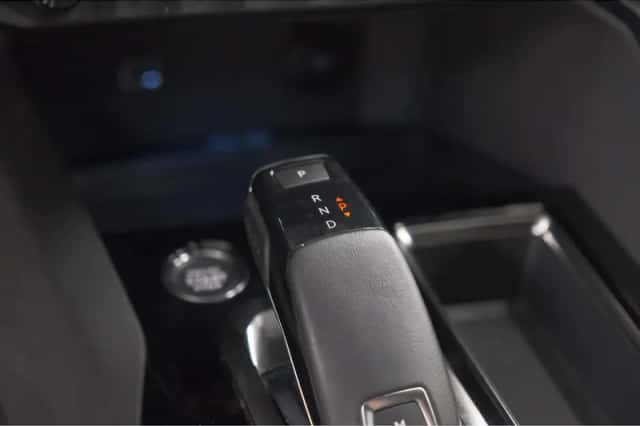 Peugeot 5008 (2022) thumbnail 50