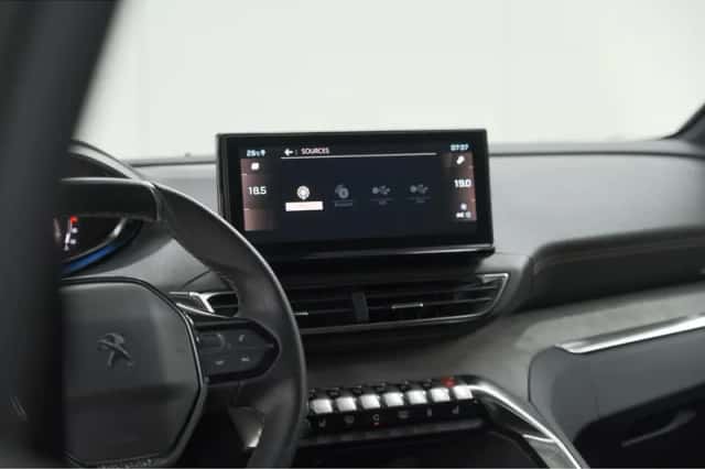 Peugeot 5008 (2022) thumbnail 57