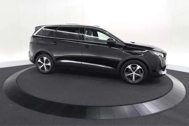 Peugeot 5008 (2022) thumbnail 8