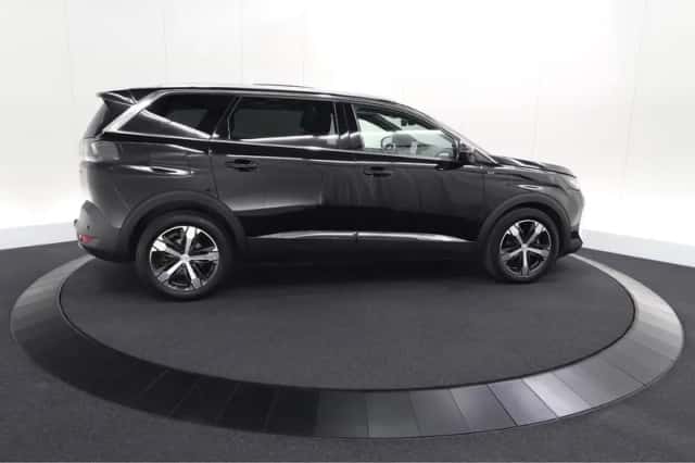 Peugeot 5008 (2022) thumbnail 9
