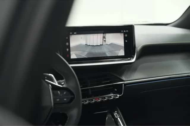 Peugeot 2008 (2024) thumbnail 16