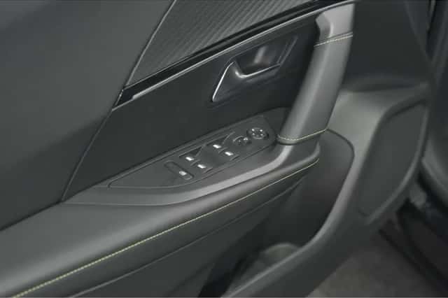 Peugeot 2008 (2024) thumbnail 27
