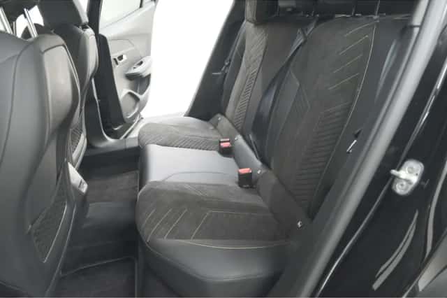 Peugeot 2008 (2024) thumbnail 33
