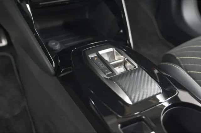 Peugeot 2008 (2024) thumbnail 48