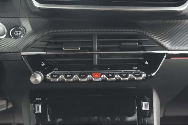 Peugeot 2008 (2024) thumbnail 51