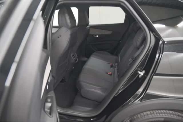 Peugeot 3008 (2023) thumbnail 27