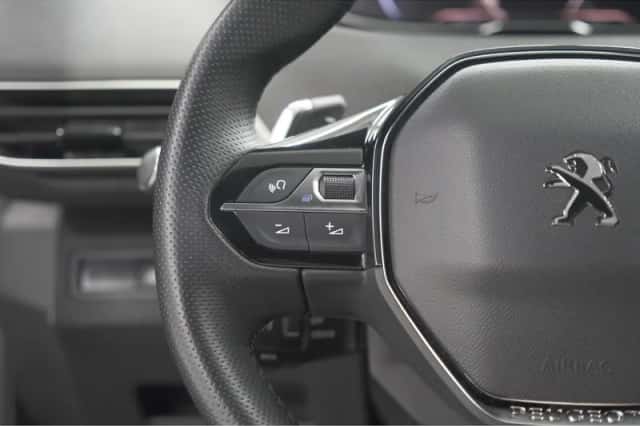 Peugeot 3008 (2023) thumbnail 30
