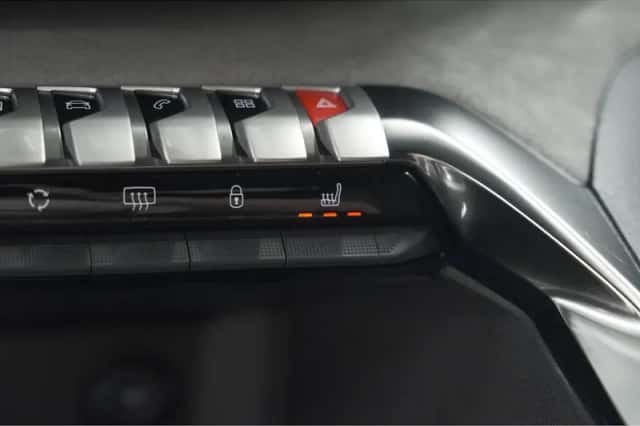 Peugeot 3008 (2023) thumbnail 45