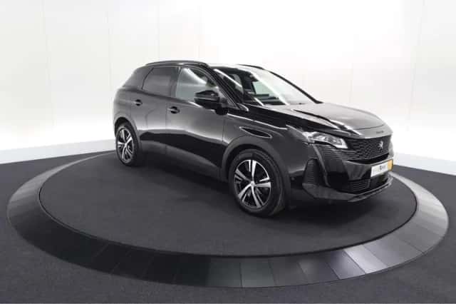 Peugeot 3008 (2023) thumbnail 6