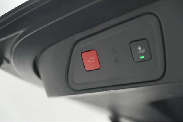 Peugeot 3008 (2023) thumbnail 60
