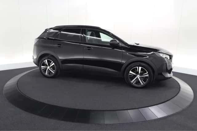 Peugeot 3008 (2023) thumbnail 7