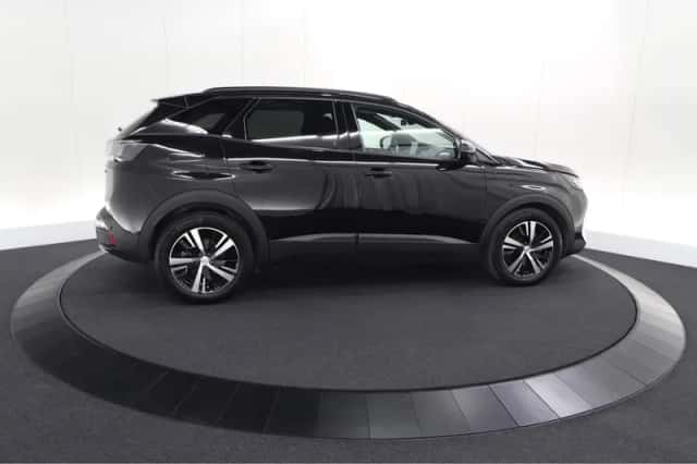 Peugeot 3008 (2023) thumbnail 8