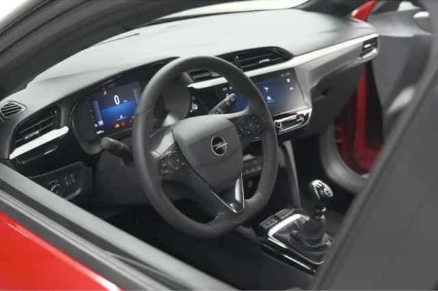 Opel Corsa (2025) thumbnail 2