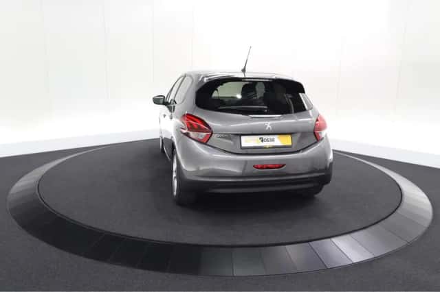 Peugeot 208 (2019) thumbnail 10