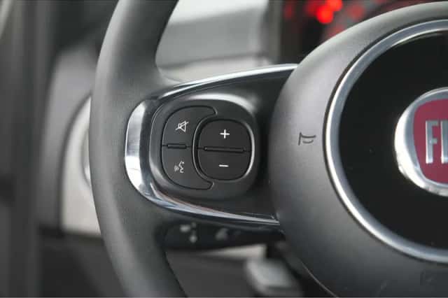 Fiat 500C (2023) thumbnail 24