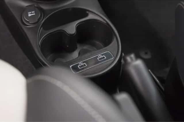 Fiat 500C (2023) thumbnail 32