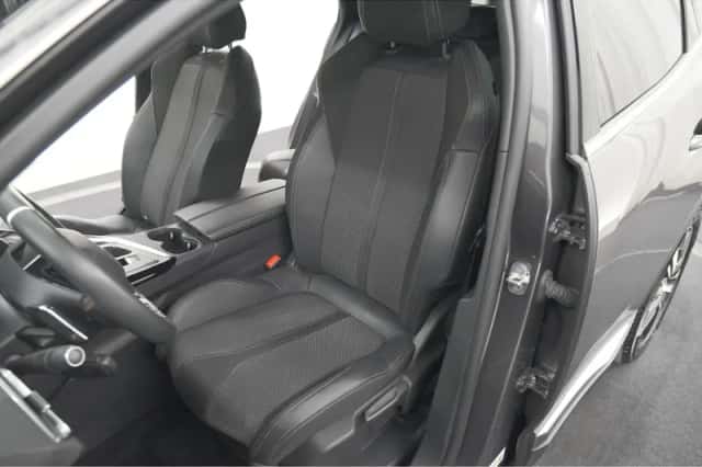 Peugeot 3008 (2023) thumbnail 26