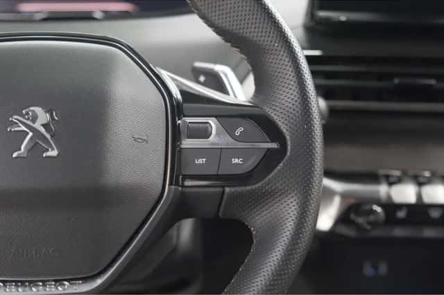 Peugeot 3008 (2023) thumbnail 32