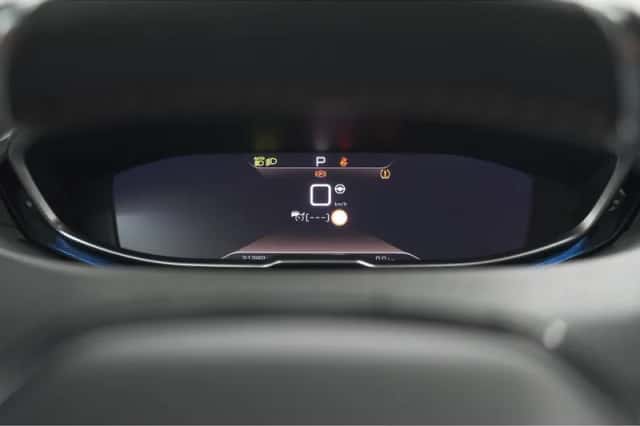 Peugeot 3008 (2023) thumbnail 39