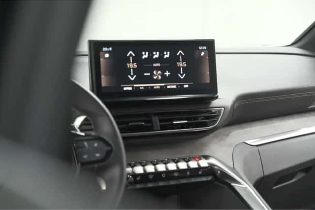 Peugeot 3008 (2023) thumbnail 54