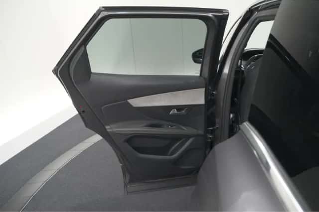 Peugeot 3008 (2023) thumbnail 63