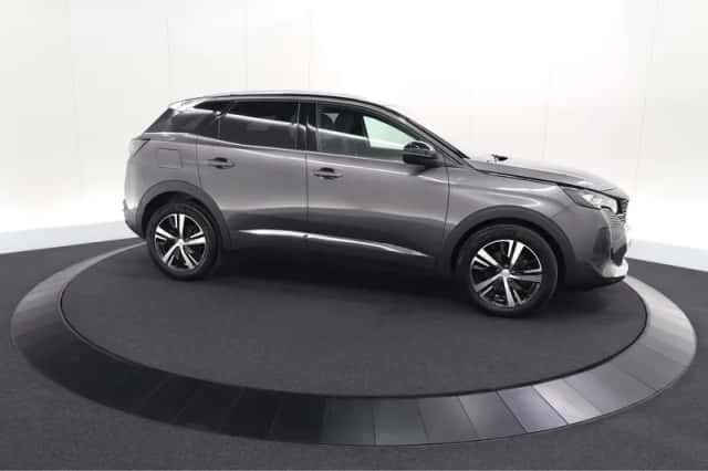 Peugeot 3008 (2023) thumbnail 8