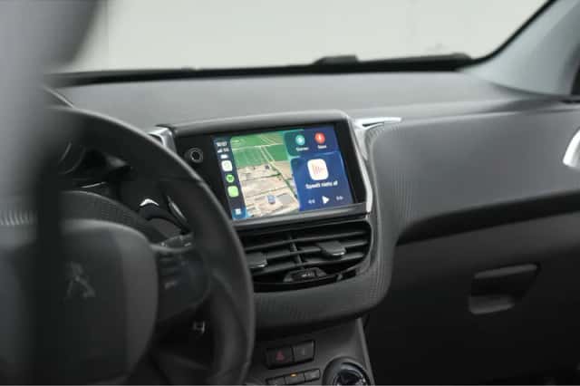 Peugeot 2008 (2018) thumbnail 3