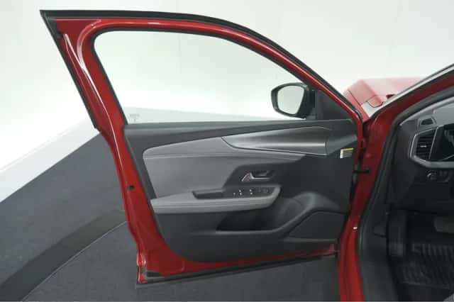 Opel Mokka (2022) thumbnail 60