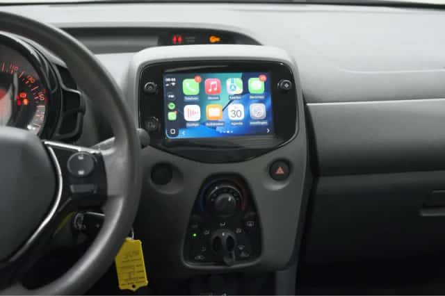 Peugeot 108 (2021) thumbnail 5