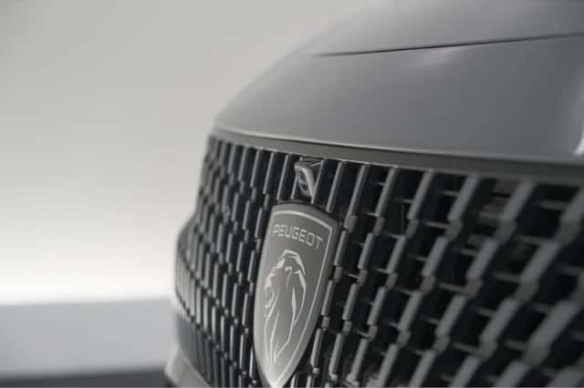 Peugeot 408 (2024) thumbnail 6