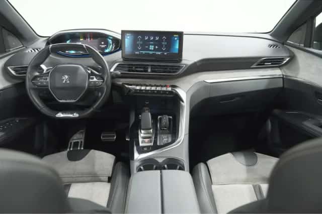 Peugeot 3008 (2021) thumbnail 2