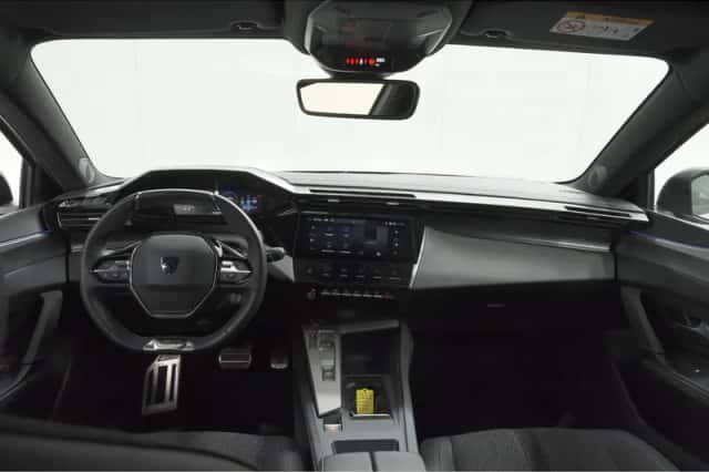 Peugeot 308 (2025) thumbnail 2