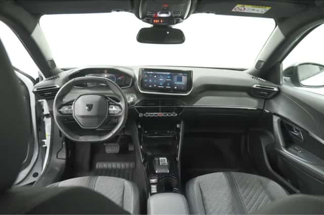 Peugeot e-2008 (2025) thumbnail 2