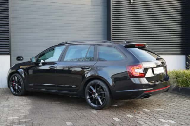 Škoda Octavia (2018) thumbnail 6