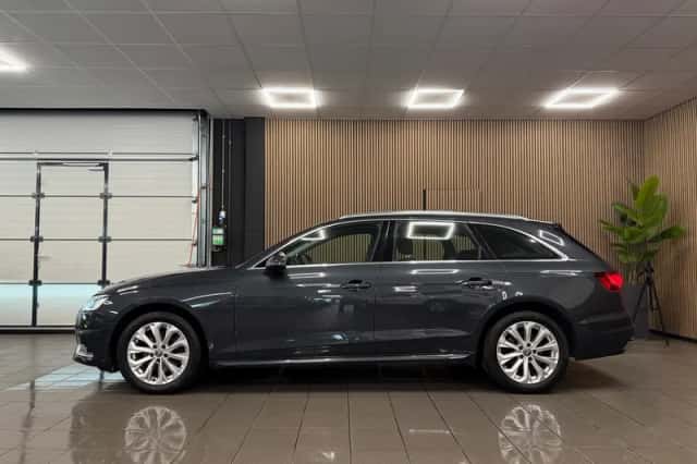 Audi A4 (2019) thumbnail 2