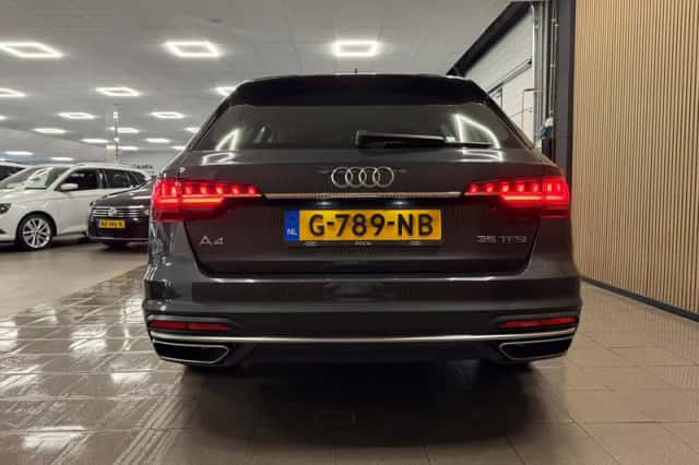 Audi A4 (2019) thumbnail 4