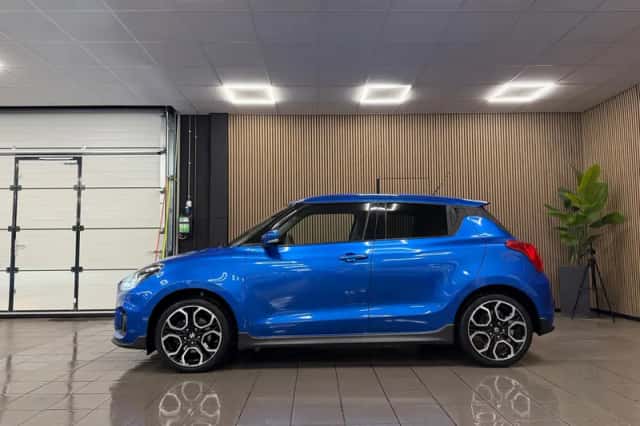 Suzuki Swift (2018) thumbnail 2
