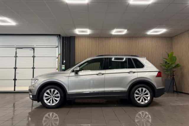 Volkswagen Tiguan (2018) thumbnail 2