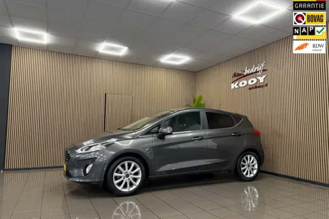 Ford Fiesta (2018) thumbnail 1