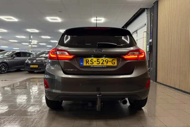 Ford Fiesta (2018) thumbnail 4