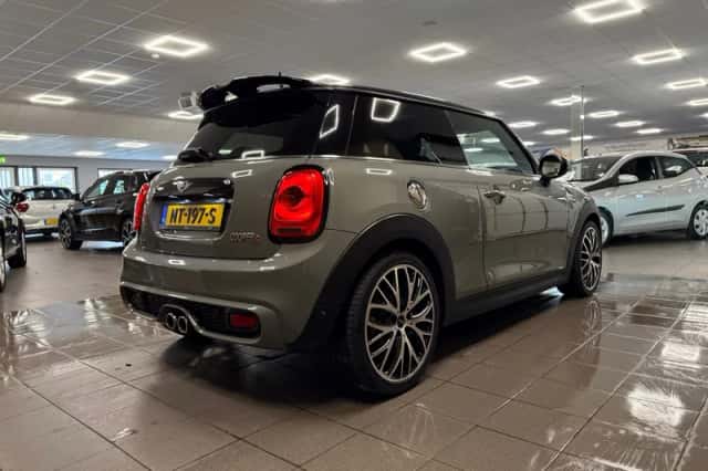 MINI Mini (2017) thumbnail 6