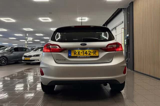 Ford Fiesta (2018) thumbnail 4