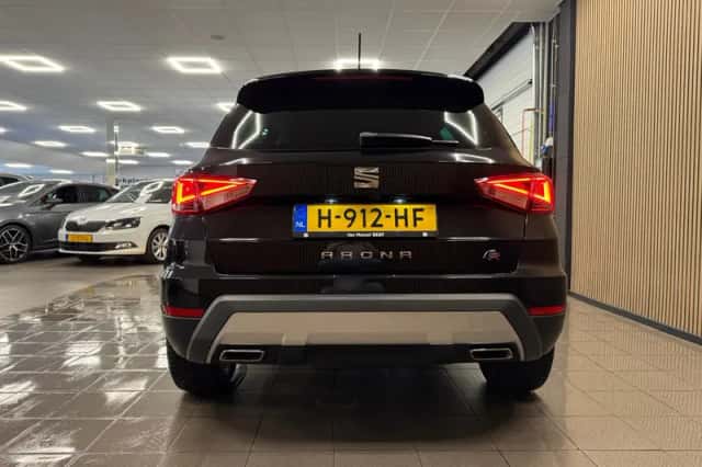 SEAT Arona (2020) thumbnail 4