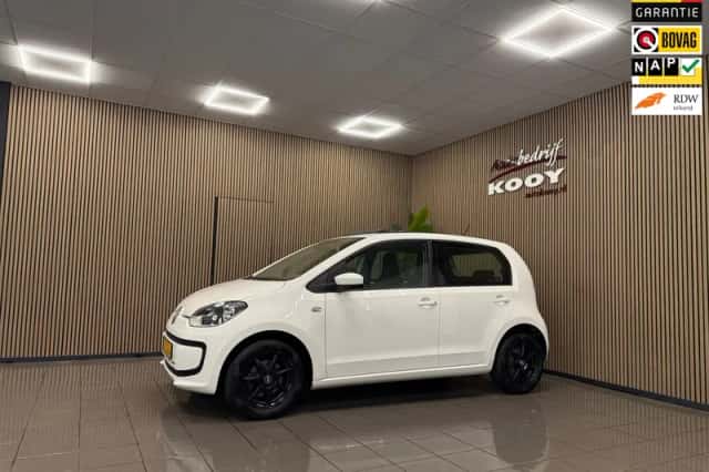Volkswagen Up! (2015) thumbnail 1