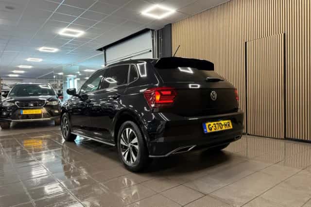 Volkswagen Polo (2019) thumbnail 3