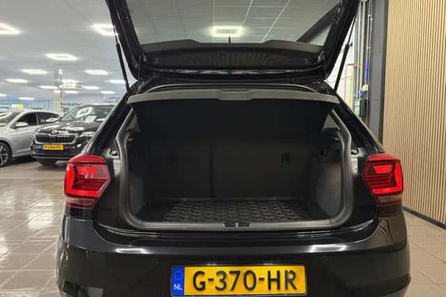 Volkswagen Polo (2019) thumbnail 5