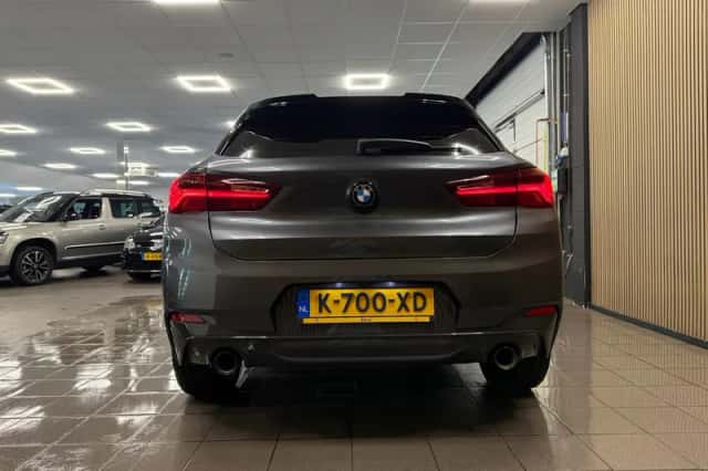 BMW X2 (2021) thumbnail 4