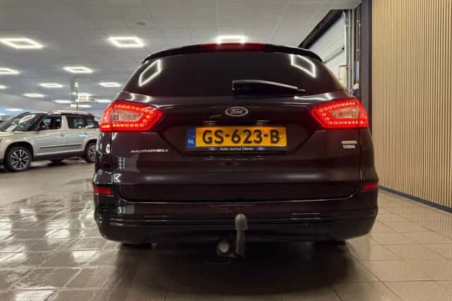 Ford Mondeo (2015) thumbnail 4