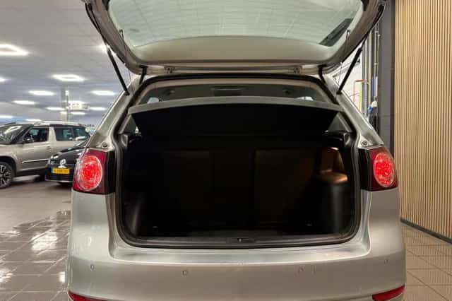 Volkswagen Golf (2012) thumbnail 5