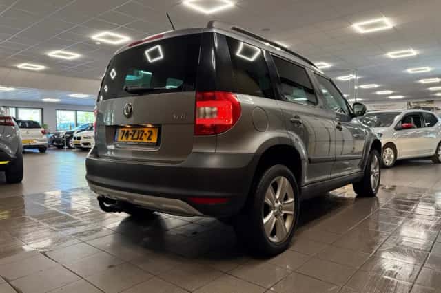 Škoda Yeti (2012) thumbnail 6